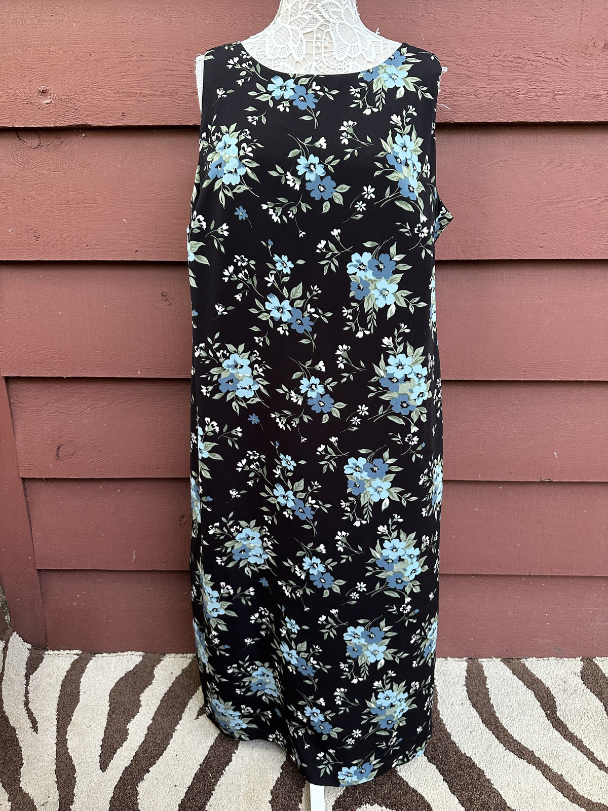 Dressbarn Vintage Inspired Sleeveless Black Floral Midi Dress