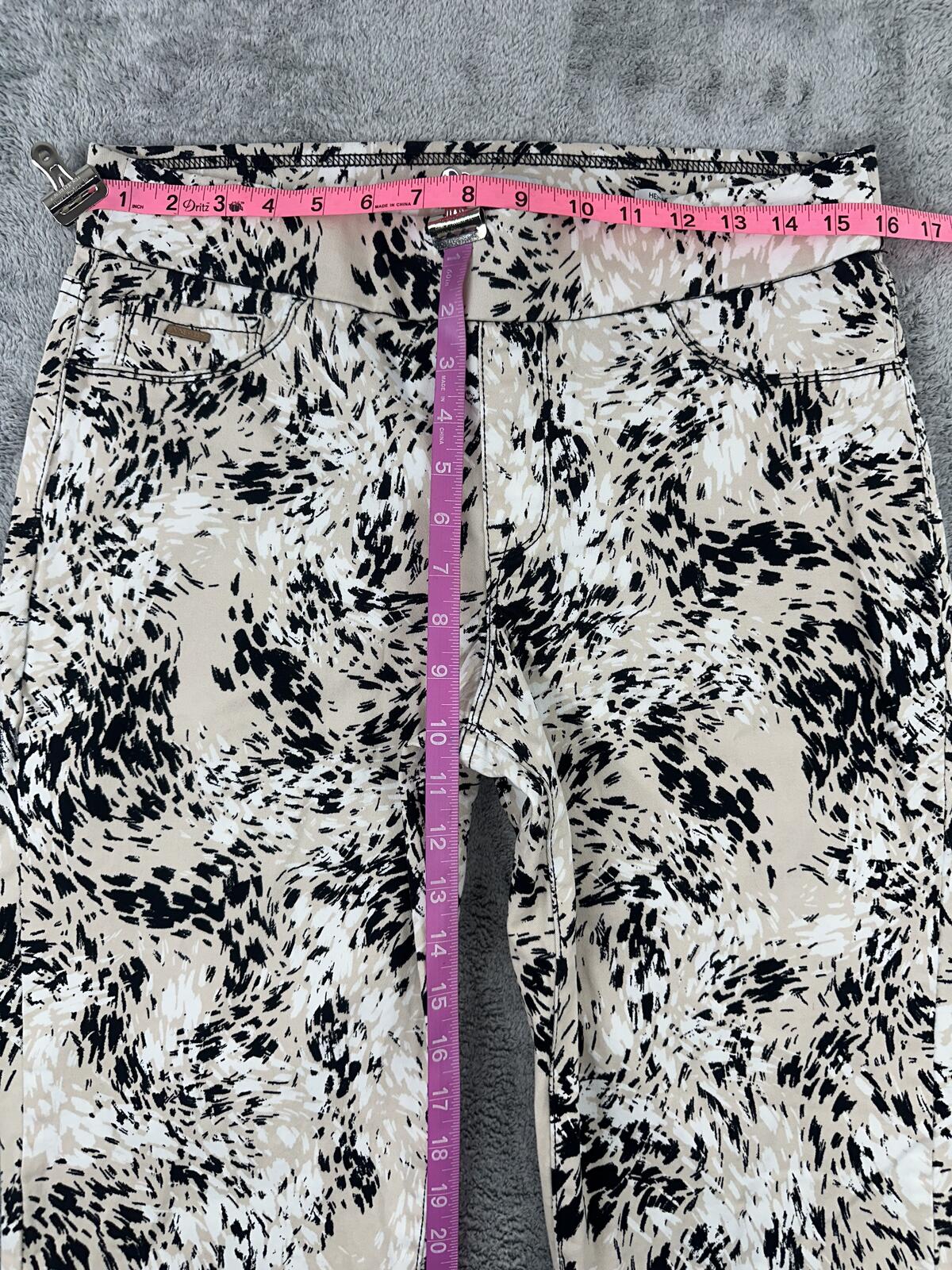 Nine West Abstract Print Beige and Black Bermuda Skimmer Shorts Casual