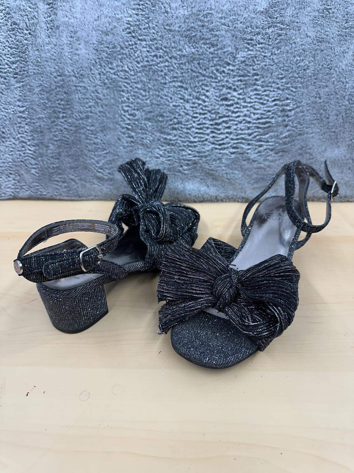 Madden Girl Black Bow Block Heel Sandals
