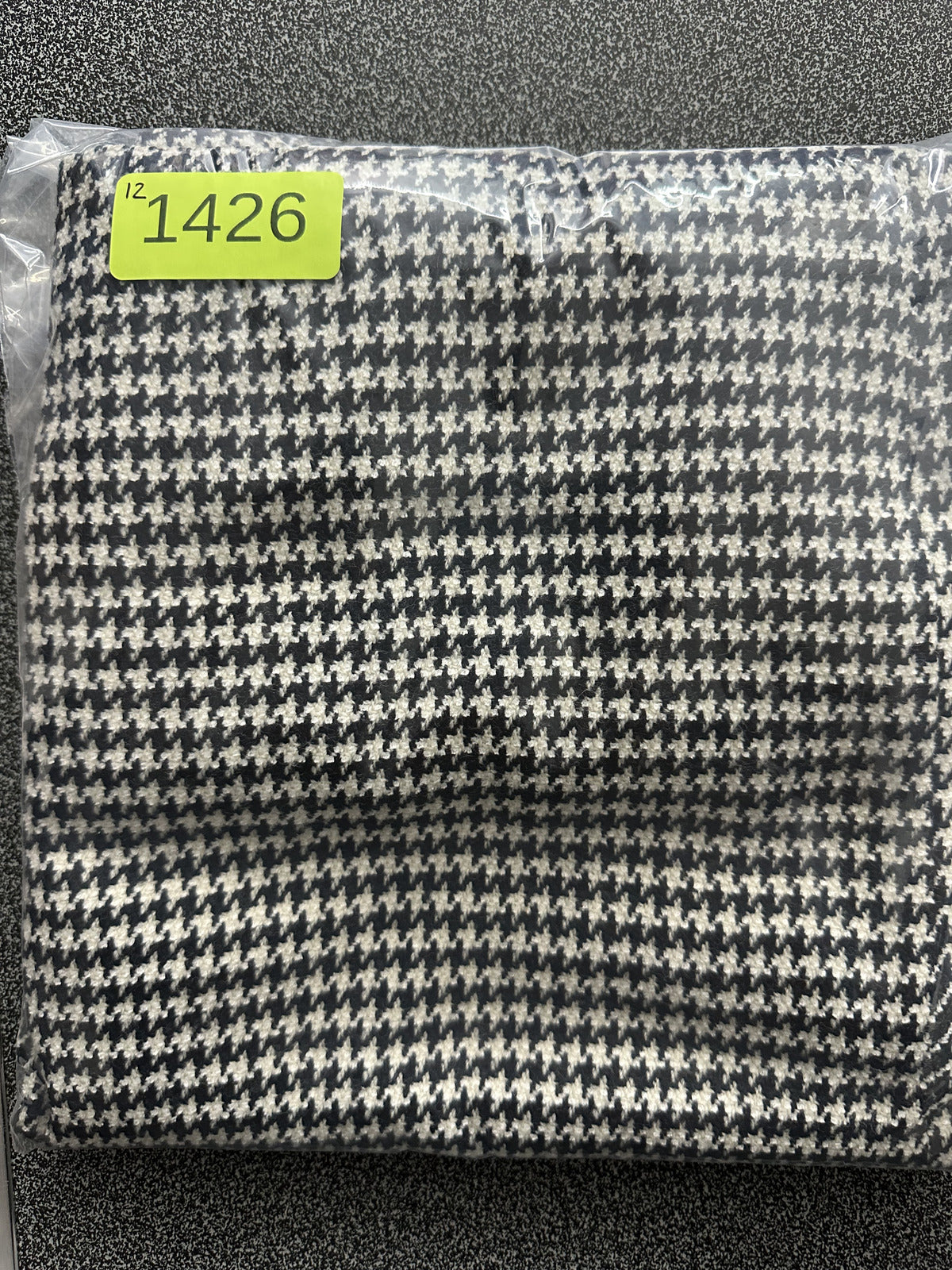Talbots Classic Houndstooth Pencil Skirt Black and White