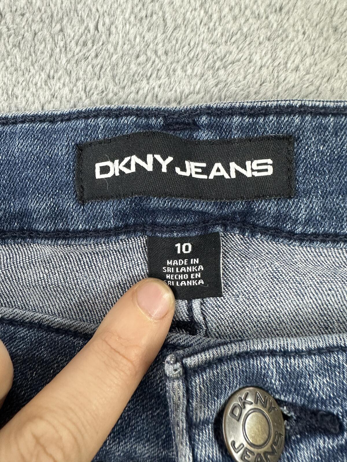 DKNY Jeans Classic Denim Bermuda Shorts Rolled Cuffs Casual Streetwear