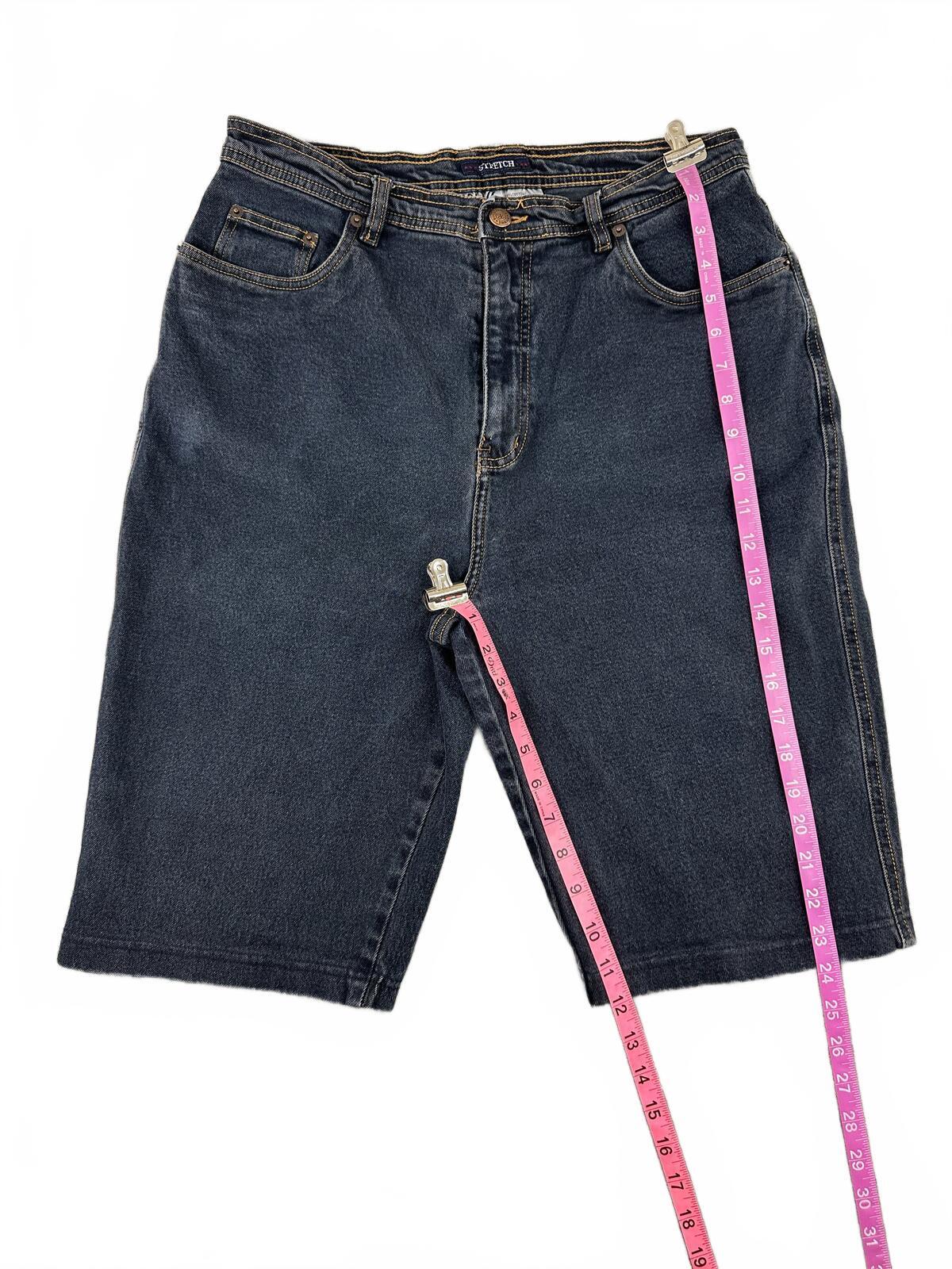 Bill Blass Jeans Dark Wash Denim Shorts Classic Casual Summer