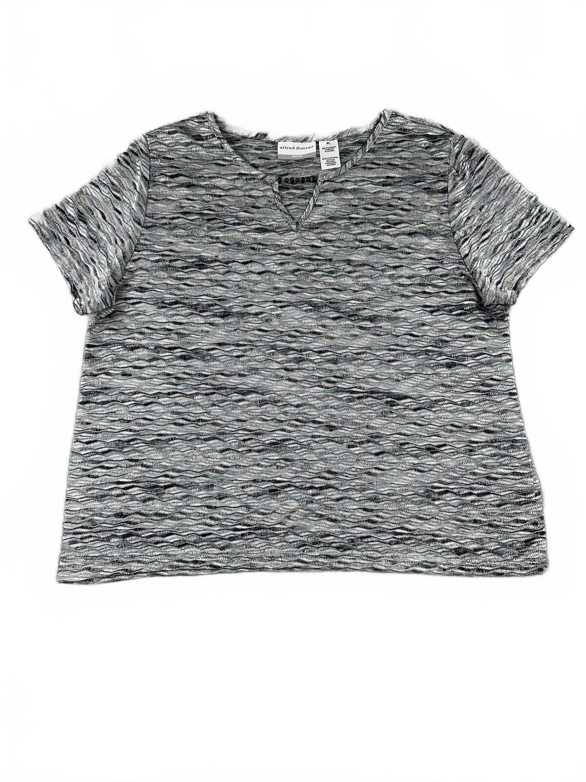 Alfred Dunner Petite Gray Black Textured Knit Keyhole Short Sleeve Top