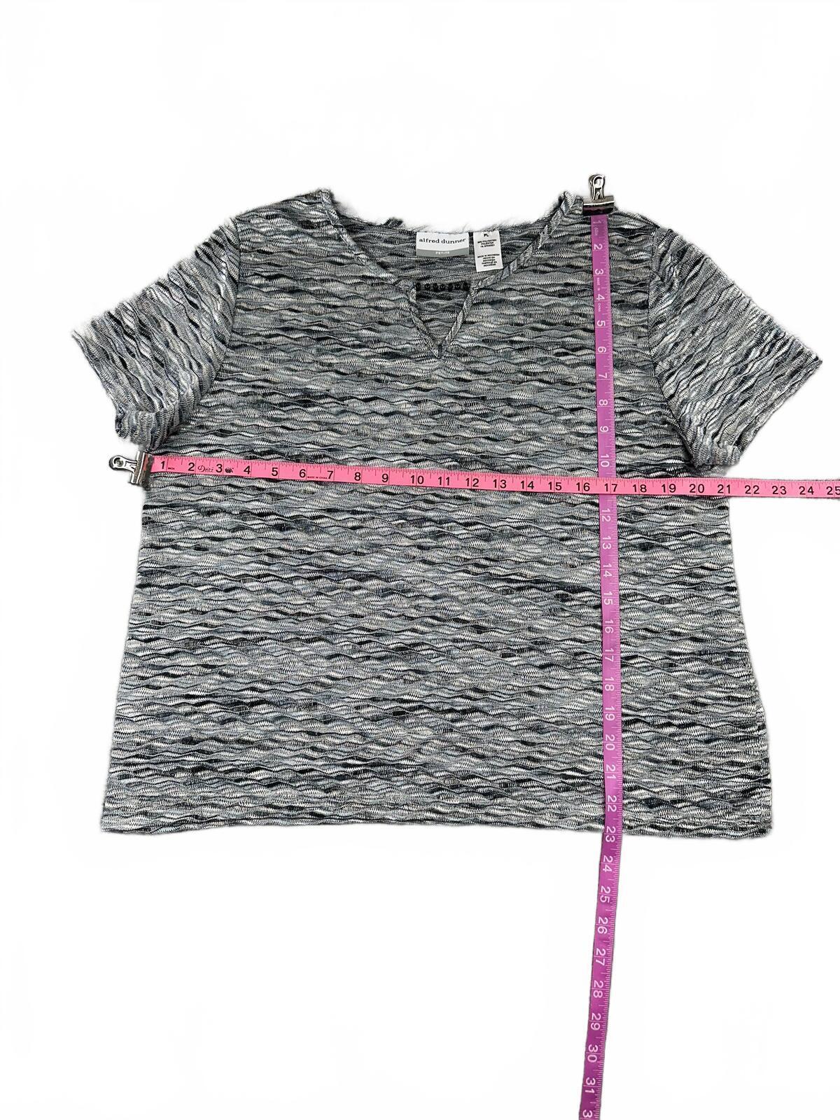 Alfred Dunner Petite Gray Black Textured Knit Keyhole Short Sleeve Top