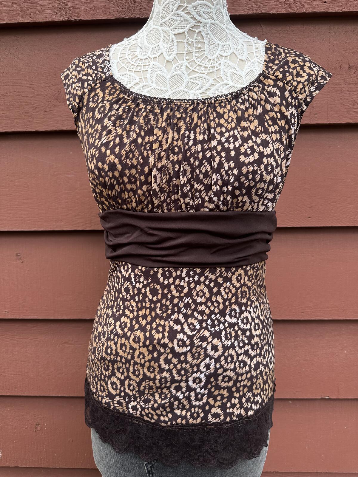 J.T.B. Y2K Leopard Print Sleeveless Tunic Top