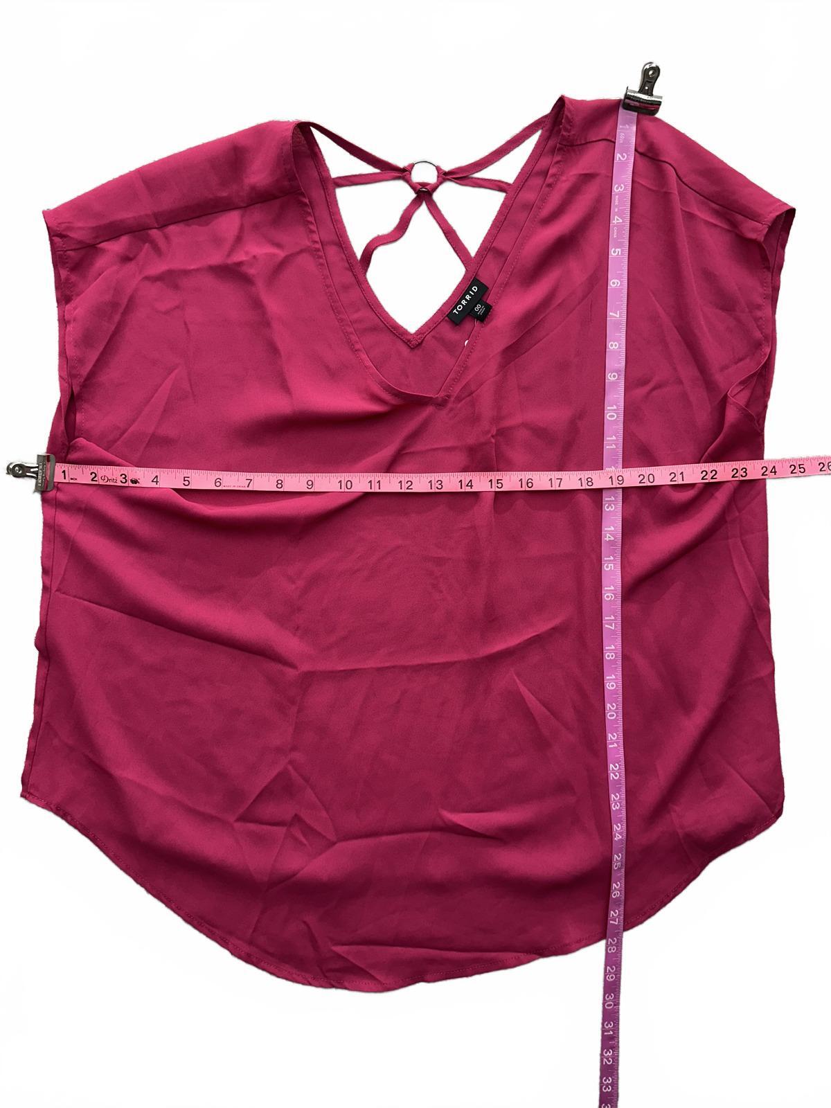 NWT Torrid Vividacious Rose Deep V Neck Blouse with Strappy Back