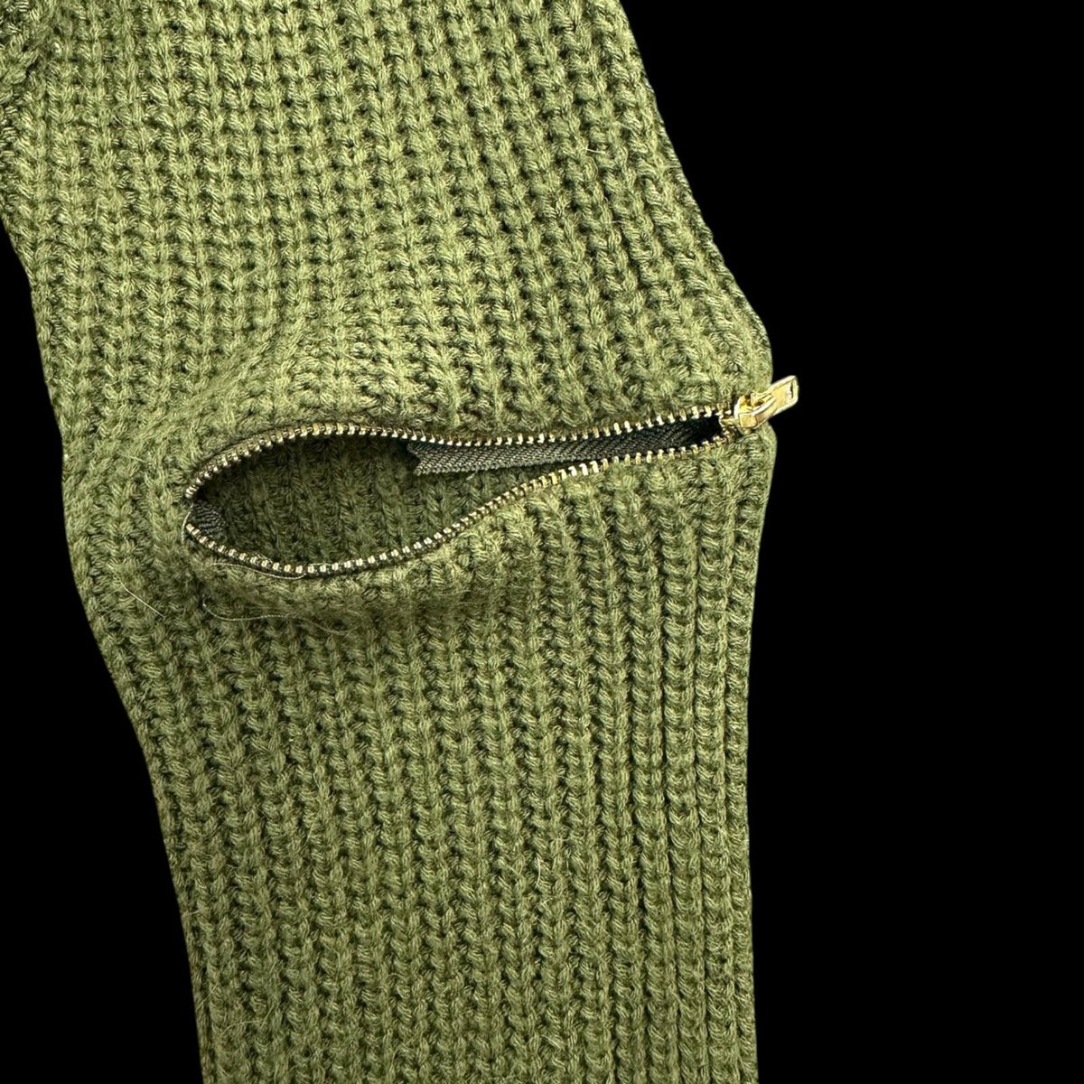 Charlotte Russe Olive Green Cropped Rib Knit Sweater with Sleeve Zippers Y2K