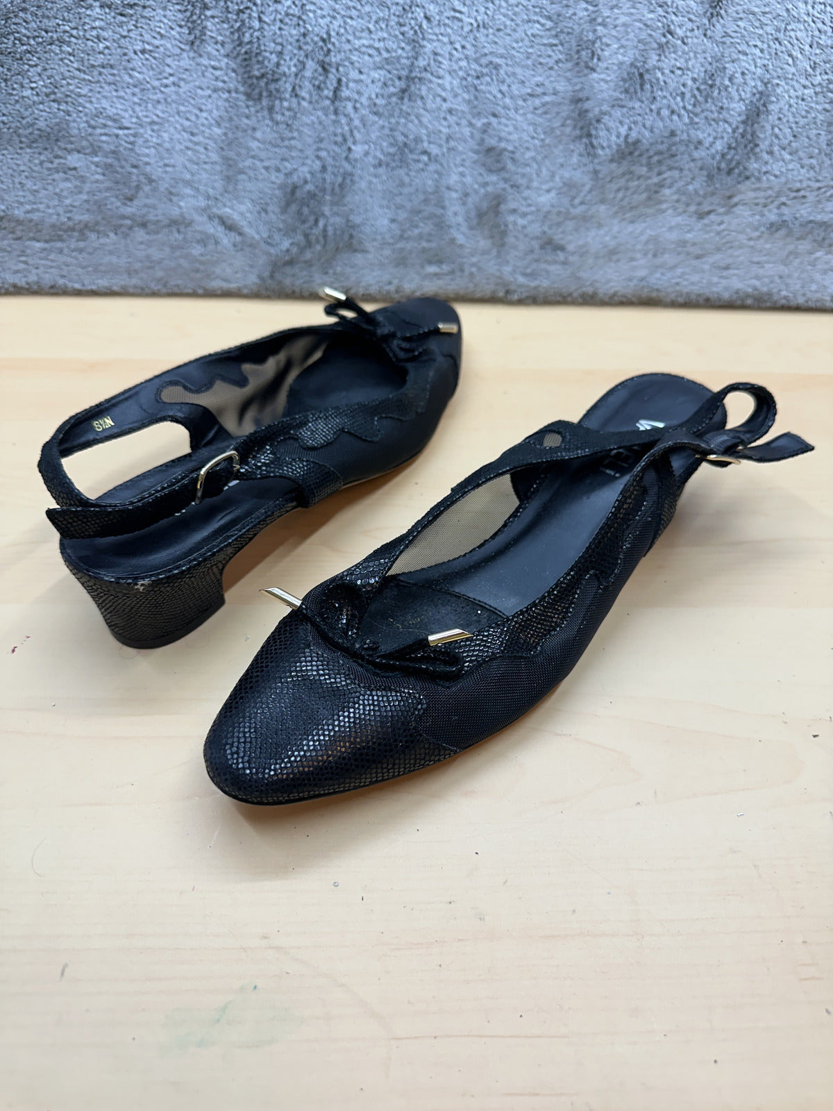Van Eli Black Slingback Heels Elegant Sandals