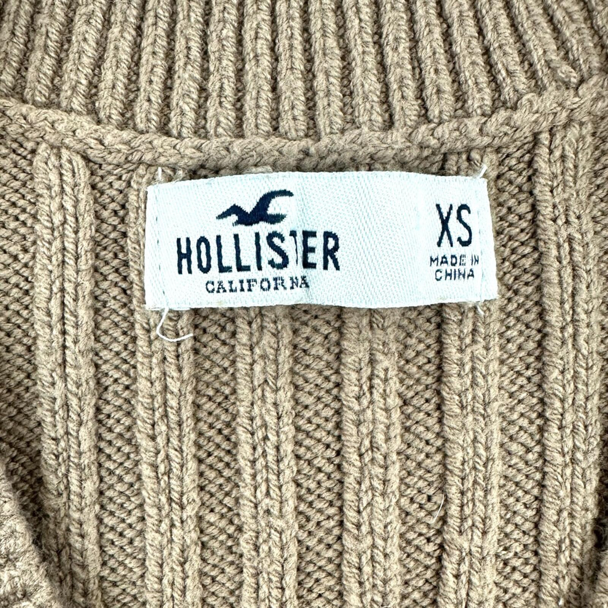Hollister Co. Cropped Cable Knit Cardigan Sweater in Warm Camel Tan