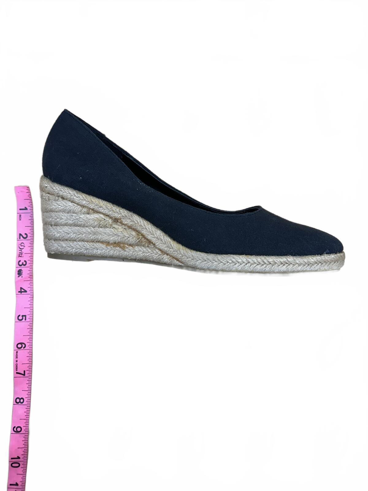 Chadwicks Black Espadrille Wedge Pumps with Rope Trim Minimalist Classic
