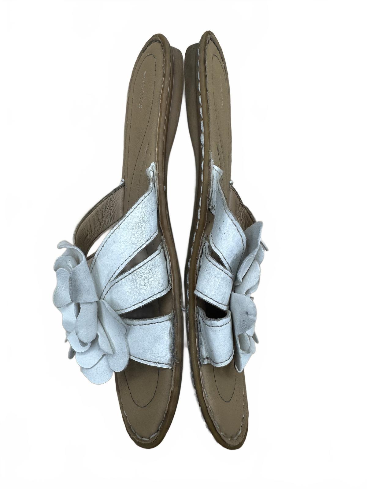 Sonoma Shoes White Floral Slide Sandals Casual Summer Footwear