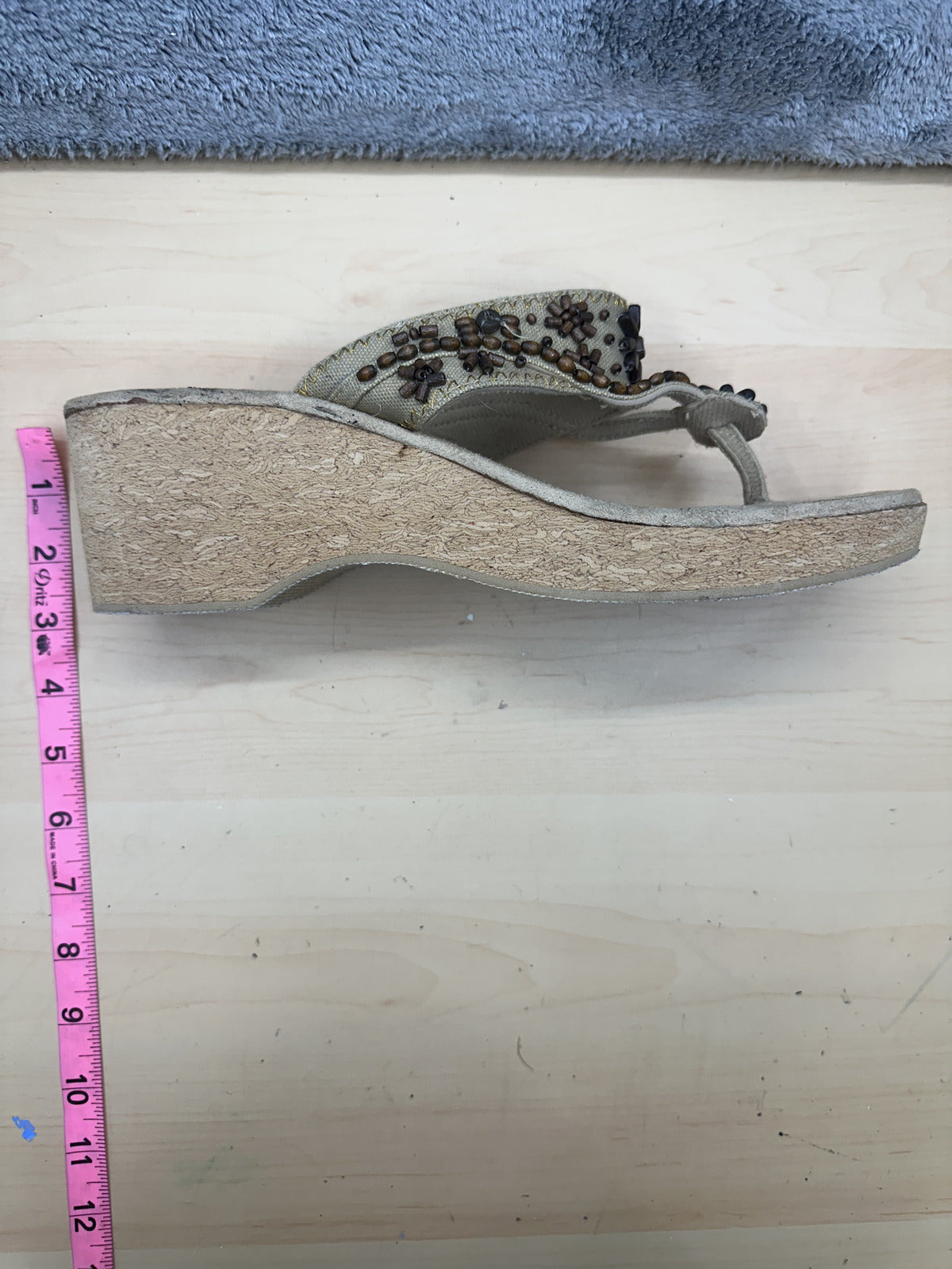 Apt. 9 Beige Beaded Floral Wedge Sandals Bohemian Summer Casual