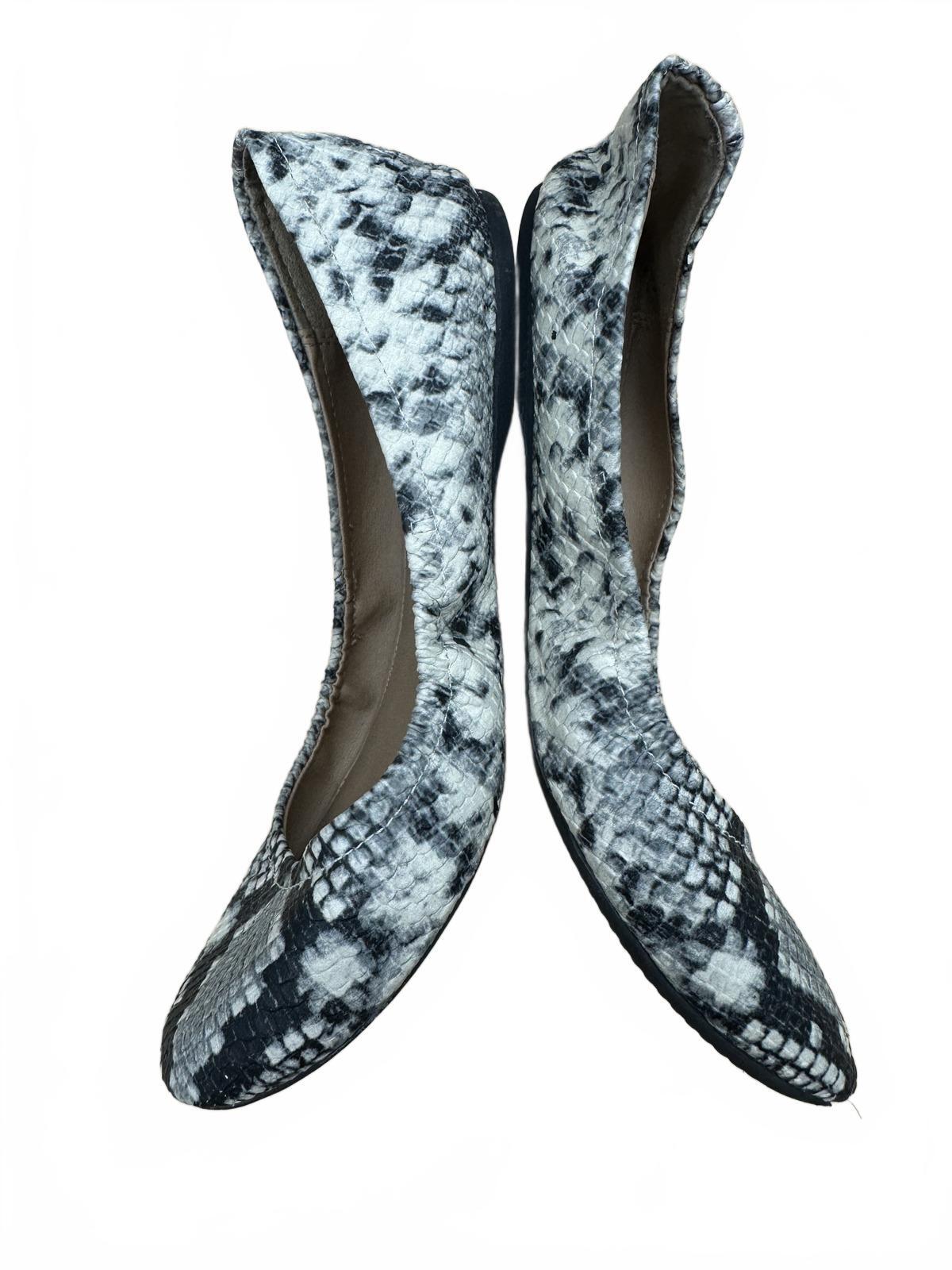 Mossimo Snakeskin Ballet Flats Stylish Comfortable Casual