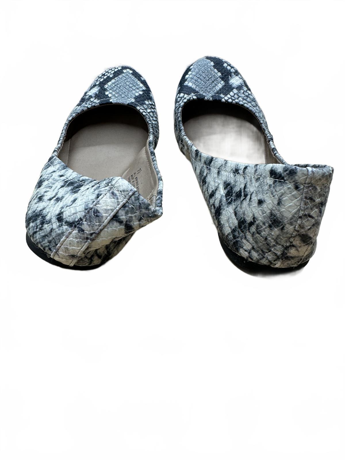 Mossimo Snakeskin Ballet Flats Stylish Comfortable Casual