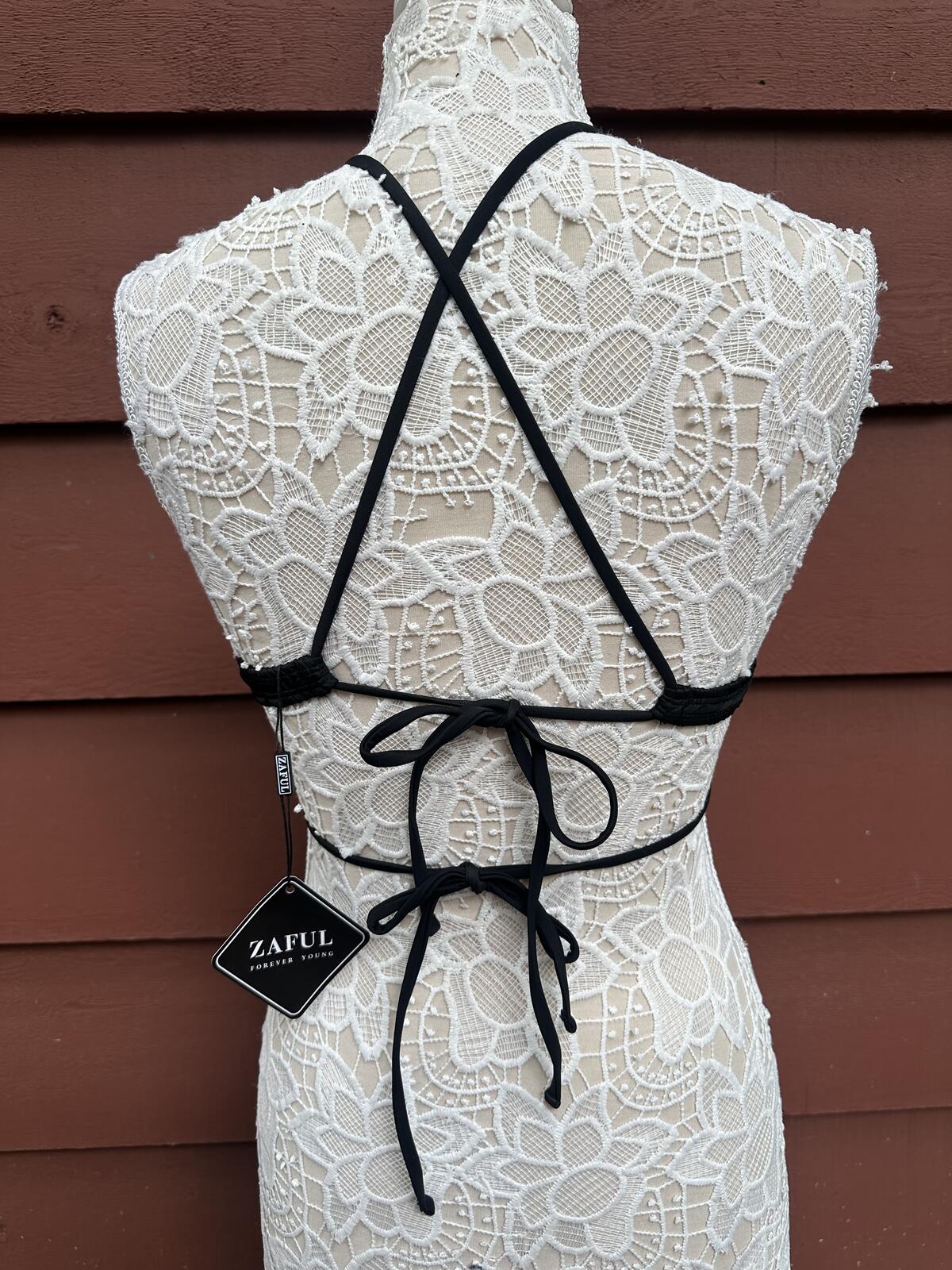 NWT ZAFUL Black Lace Trim Halter Bikini Top with Gold Detail Y2K Fairycore Swim