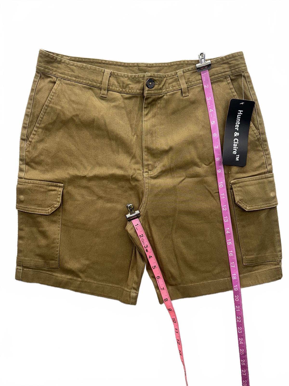NWT Hunter & Claire Classic Khaki Cargo Shorts Casual