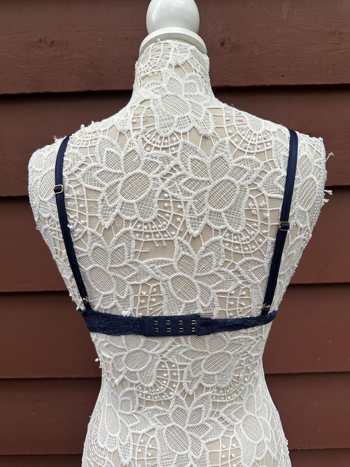 Victoria's Secret Navy Lace Plunge Bra 32C Y2K Feminine Sheer Floral Lingerie