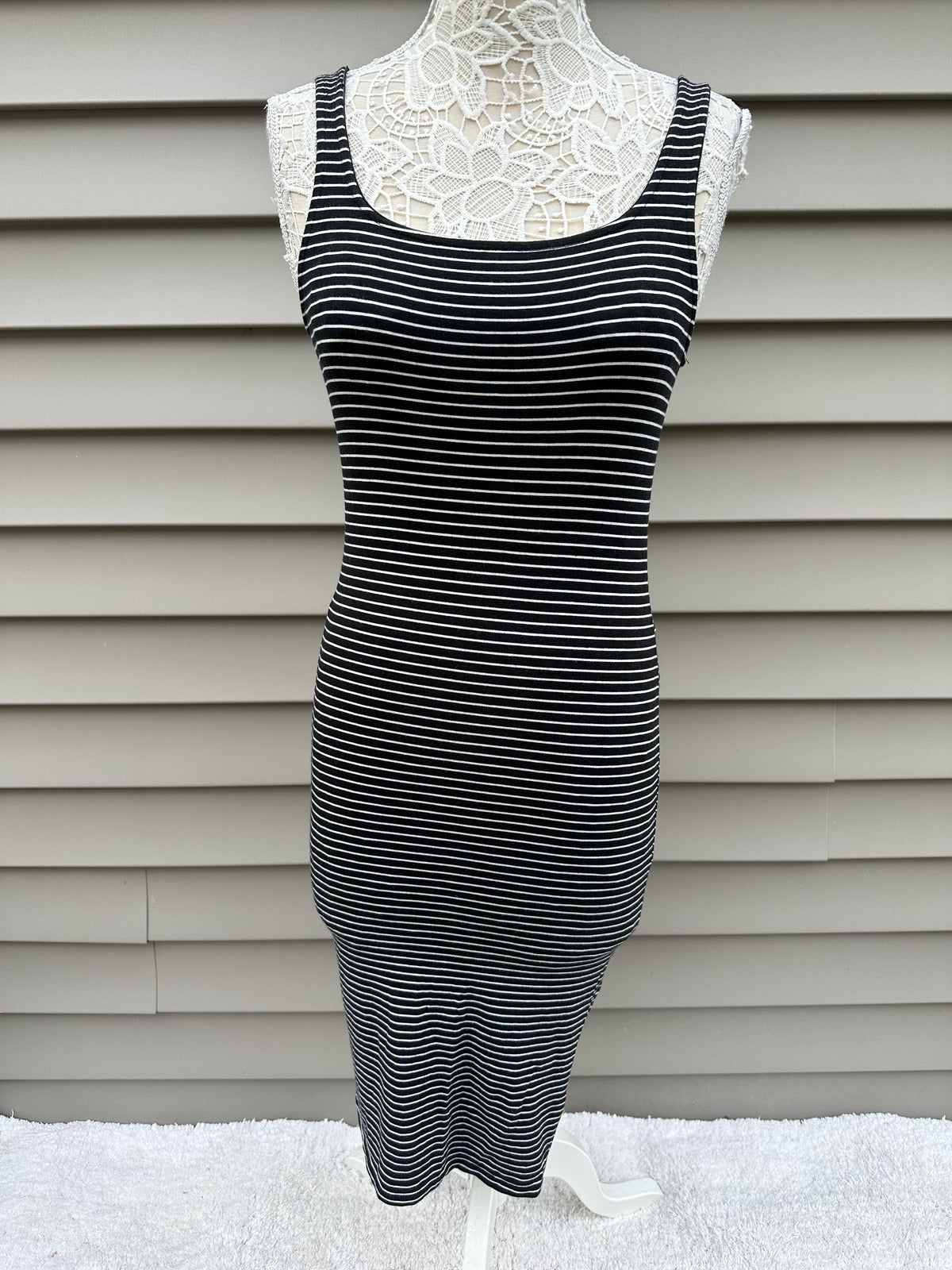 Heart & Hips Black and White Striped Sleeveless Bodycon Dress