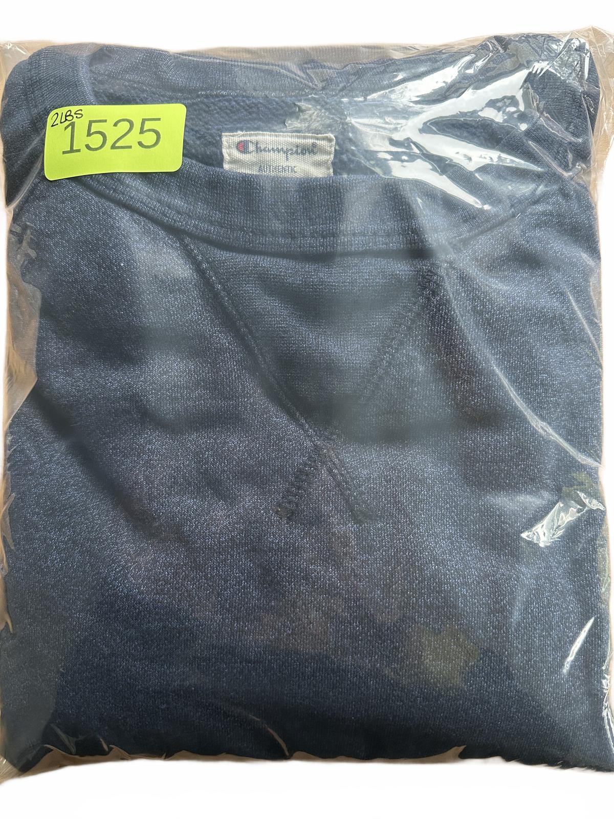 Champion Vintage Navy Blue Sweatshirt Large Classic Athletic Streetwear