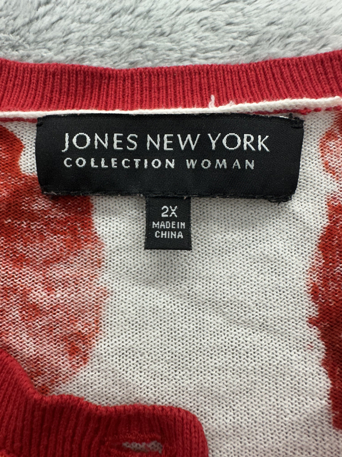 Jones New York Red Floral Cardigan Sweater Vintage Style Spring Layering Piece