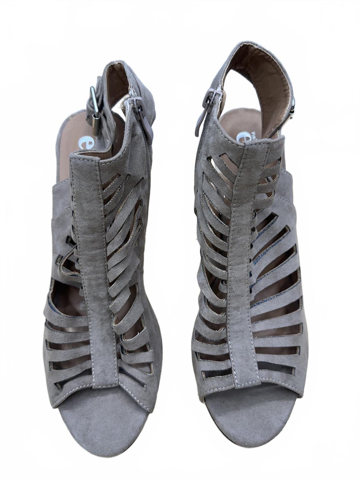 Rue21 Taupe Cutout Heeled Sandals Stylish Open Toe Mid Heel