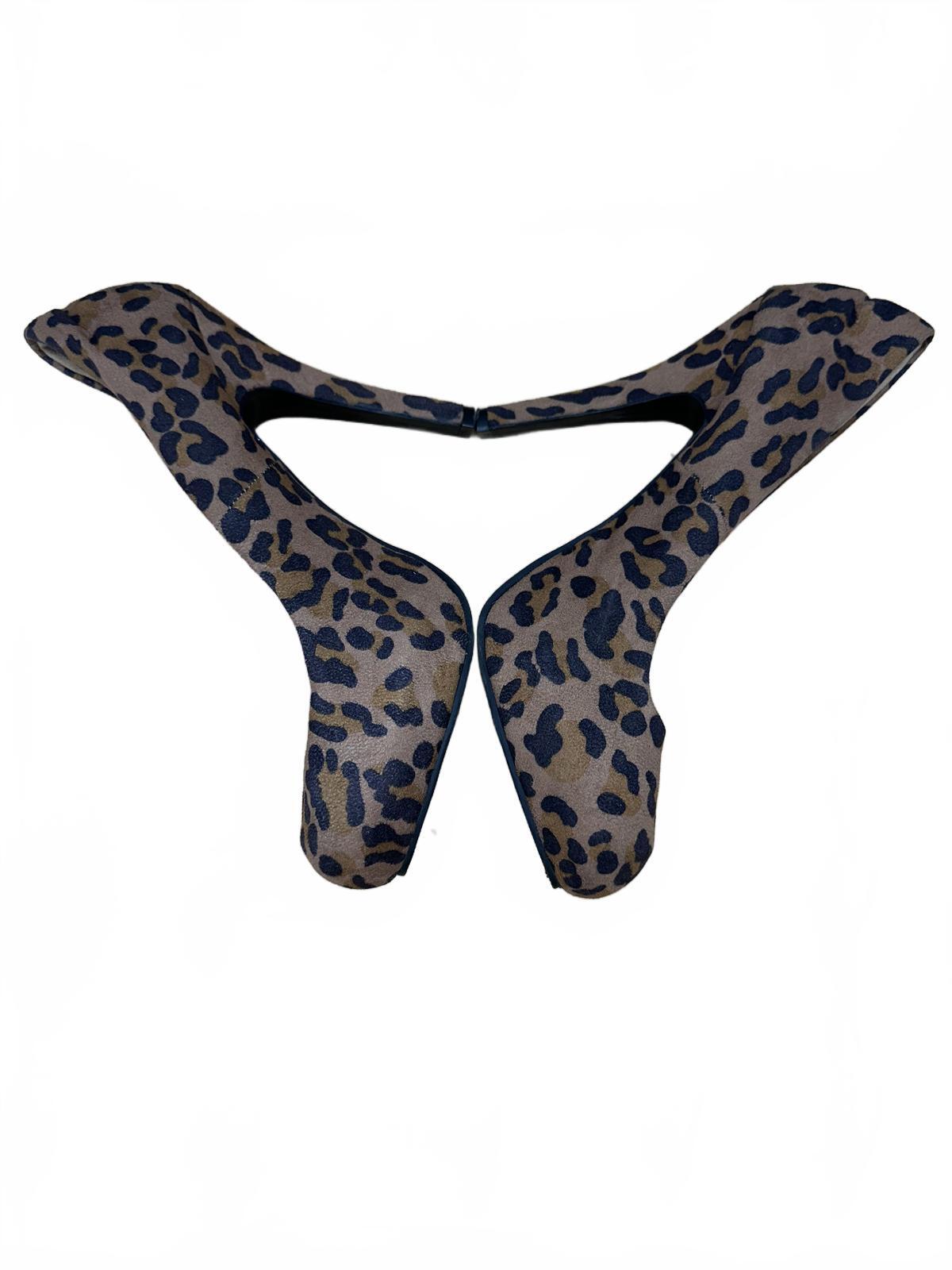 Mossimo Leopard Print Pumps Heels Chic Animal Print Fashion
