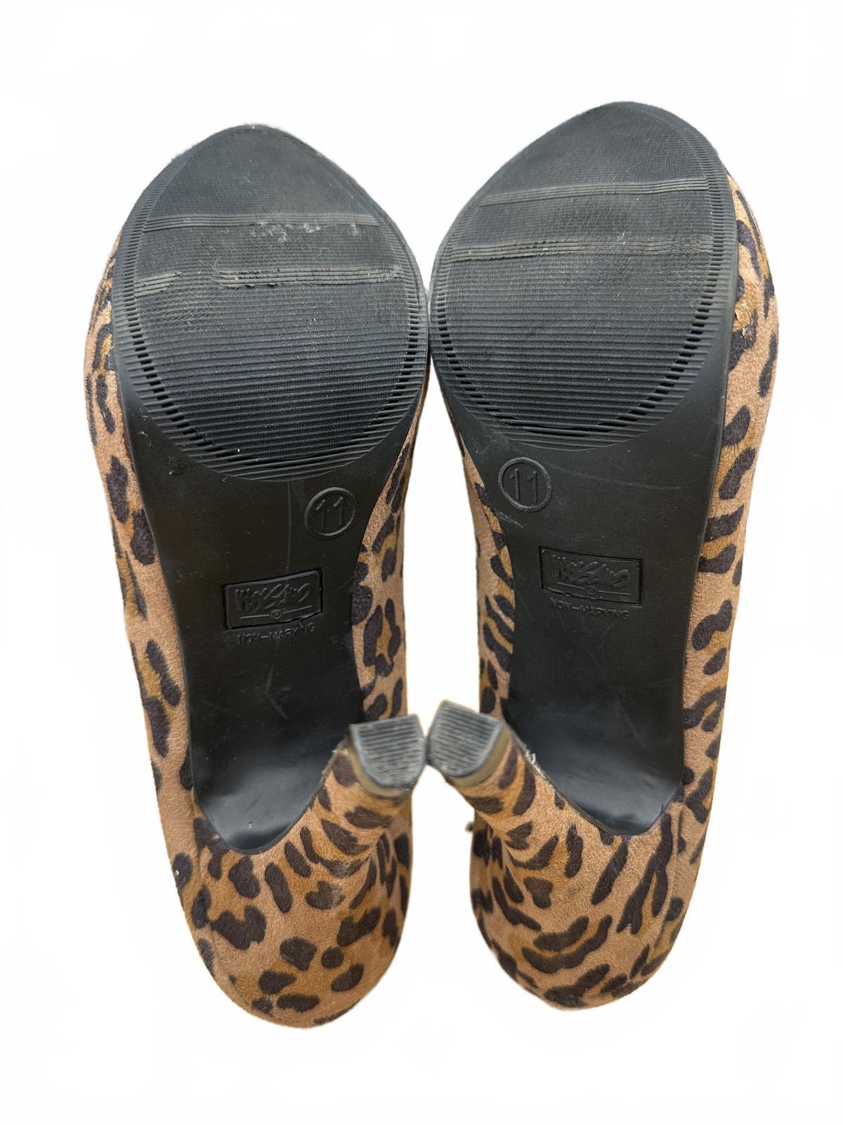 Mossimo Leopard Print Pumps Heels Chic Animal Print Fashion
