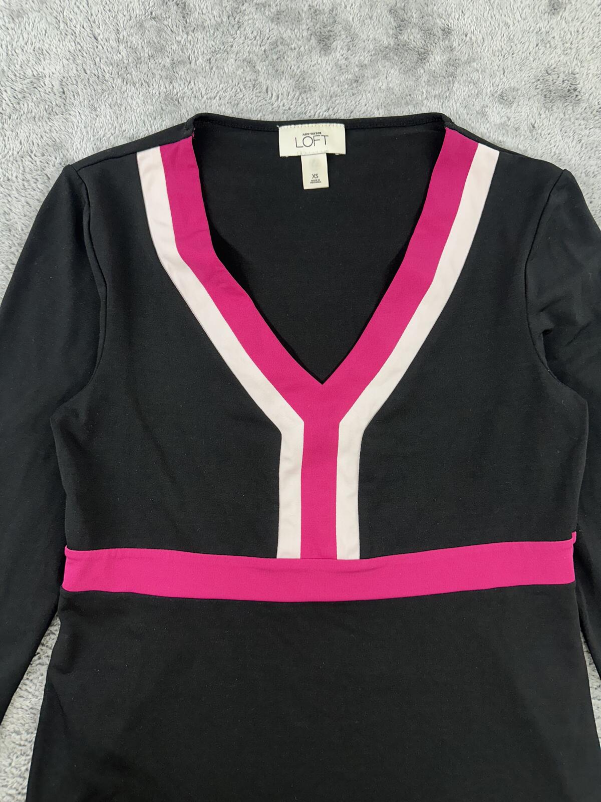 Ann Taylor LOFT Black Long Sleeve Colorblock Top with Pink and White V Neck