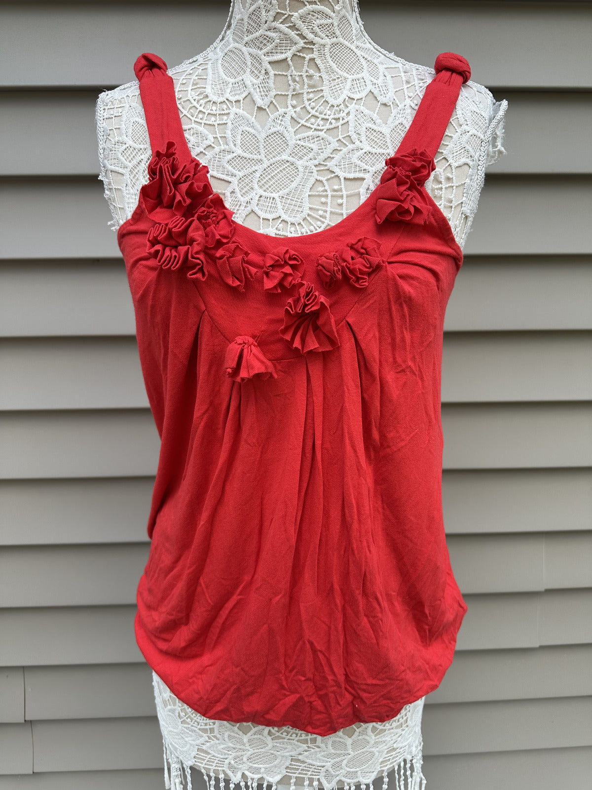 Twenty One Red Floral Ruffle Tank Top Boho Chic Summer Muscle Tee