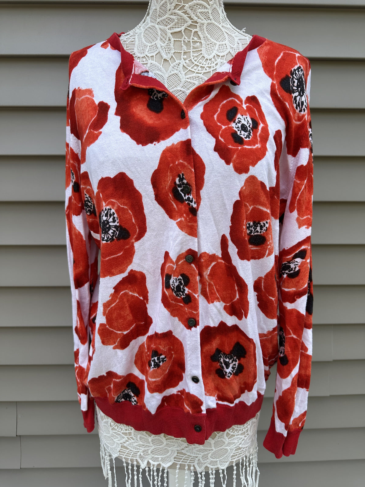 Jones New York Red Floral Cardigan Sweater Vintage Style Spring Layering Piece