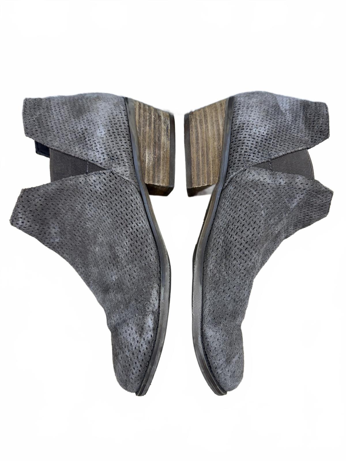 Crown Vintage Gray Suede Ankle Boots