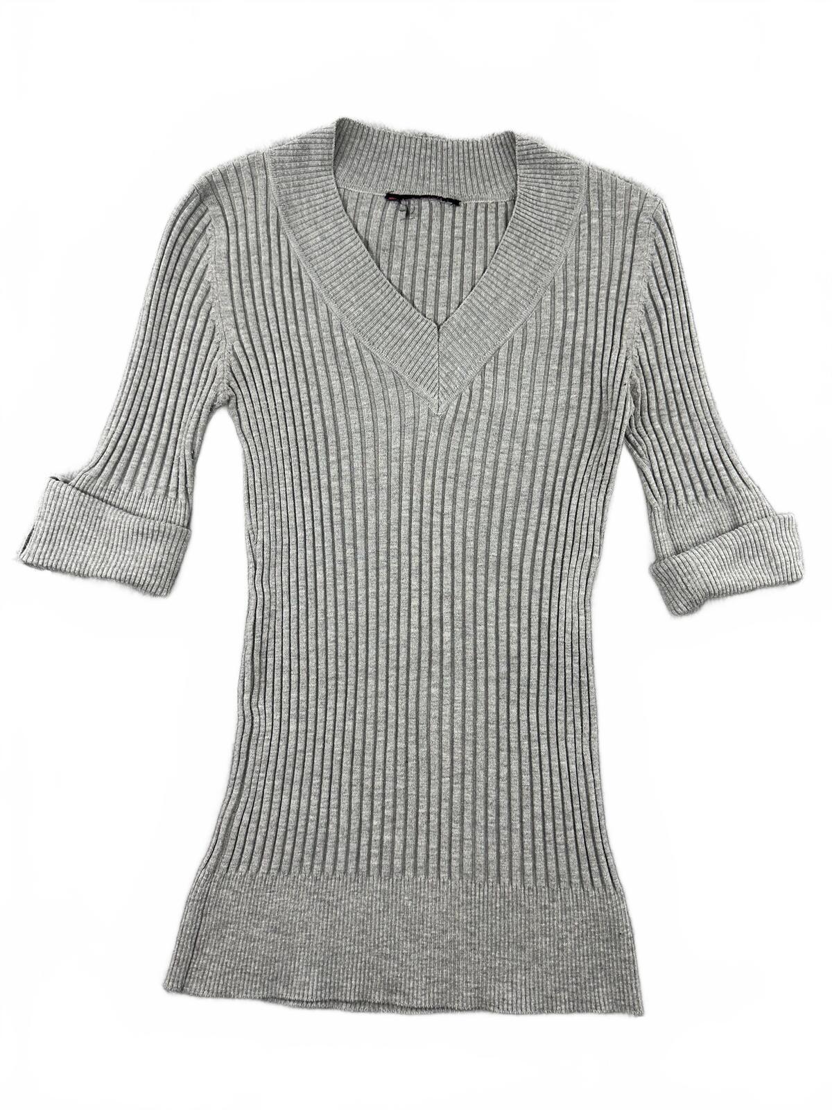 Y2K Style Gray Ribbed Knit V-Neck Sweater with Roll Tab Sleeves