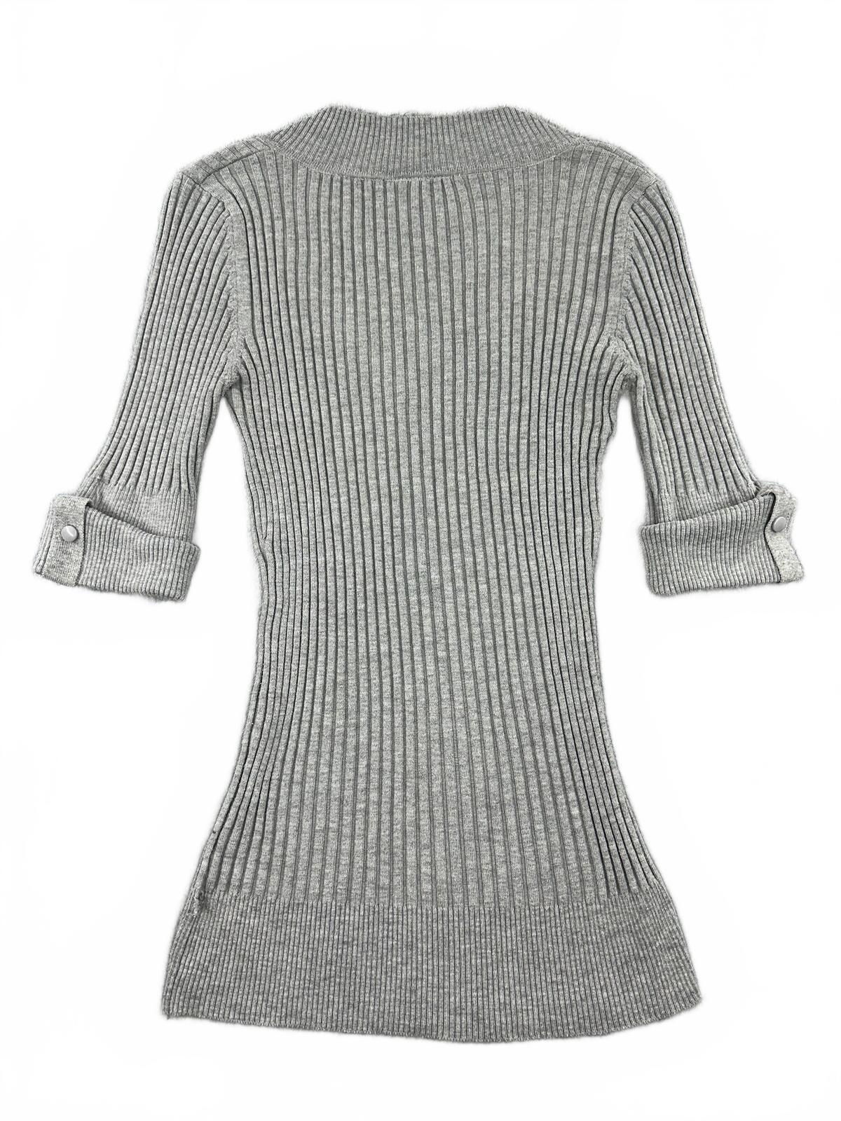 Y2K Style Gray Ribbed Knit V-Neck Sweater with Roll Tab Sleeves