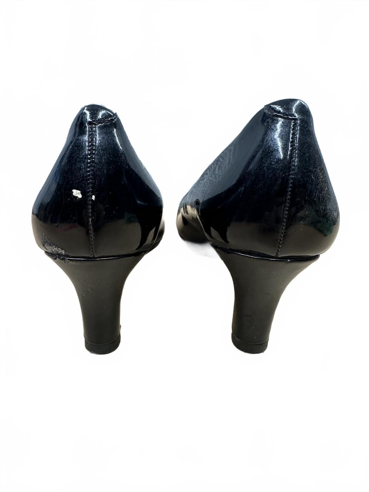 East 5th Black Patent Leather Kitten Heel Pumps Y2K Office Chic