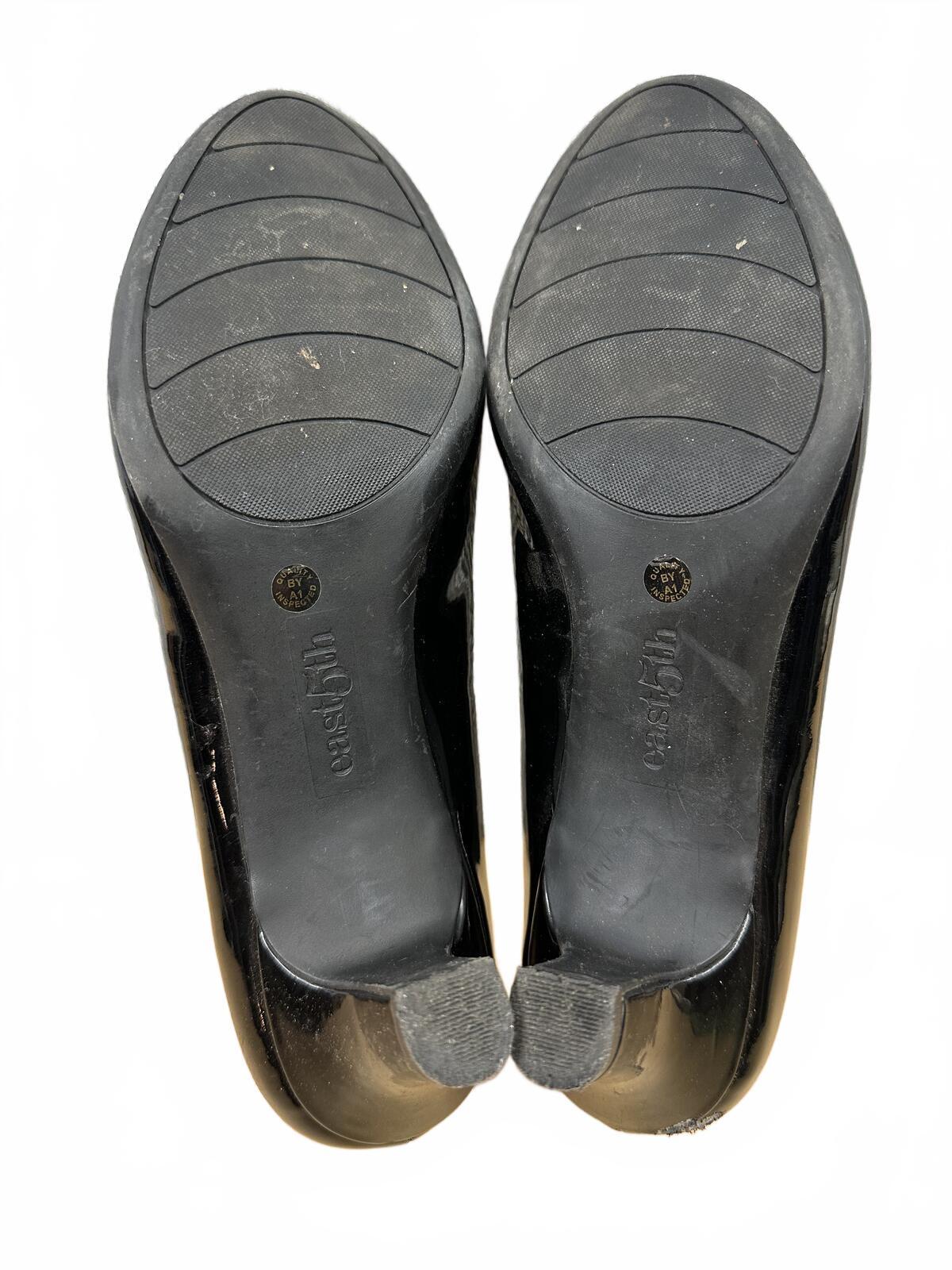 East 5th Black Patent Leather Kitten Heel Pumps Y2K Office Chic
