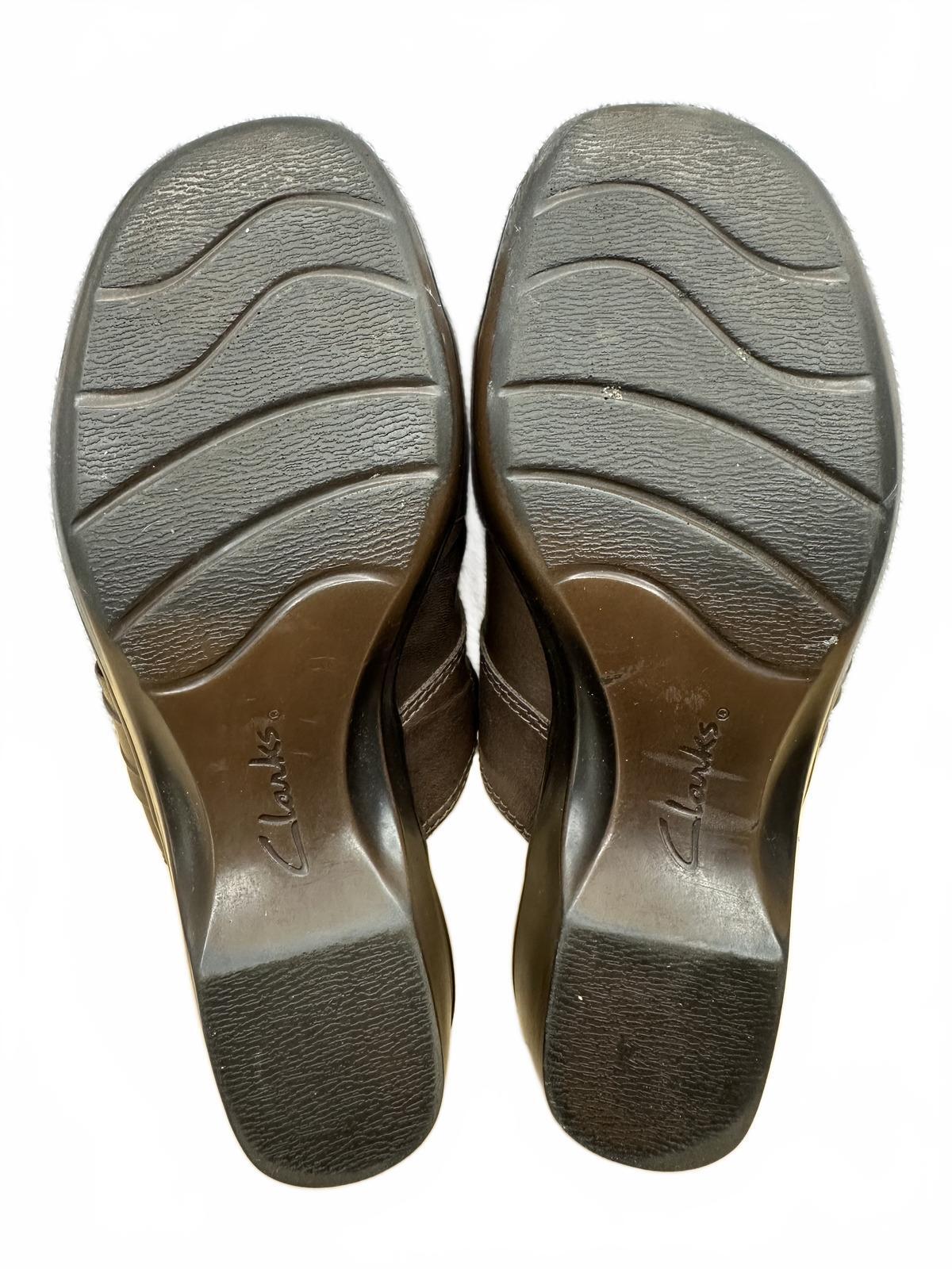 Clarks Brown Leather Slip On Mules Vintage Style Comfortable Casual Semi Formal