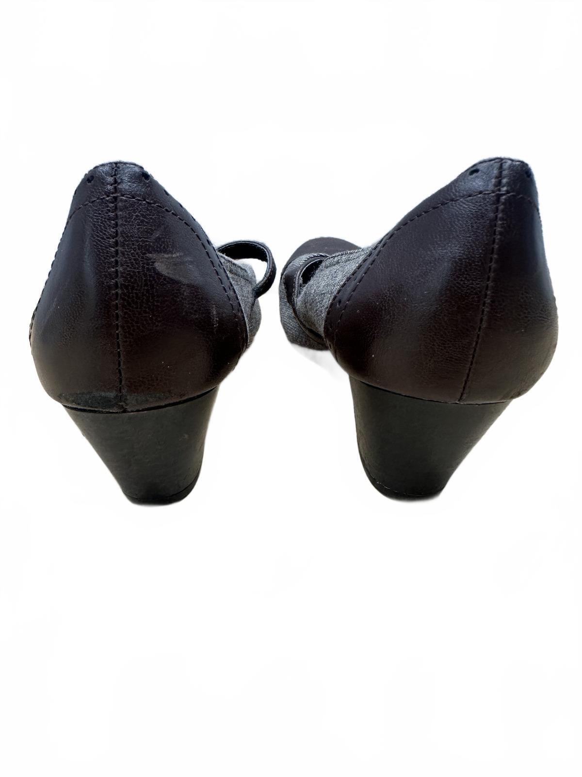 Lifestride Vintage Style Mary Jane Heels Brown and Gray Fabric Loafers Slip Ons