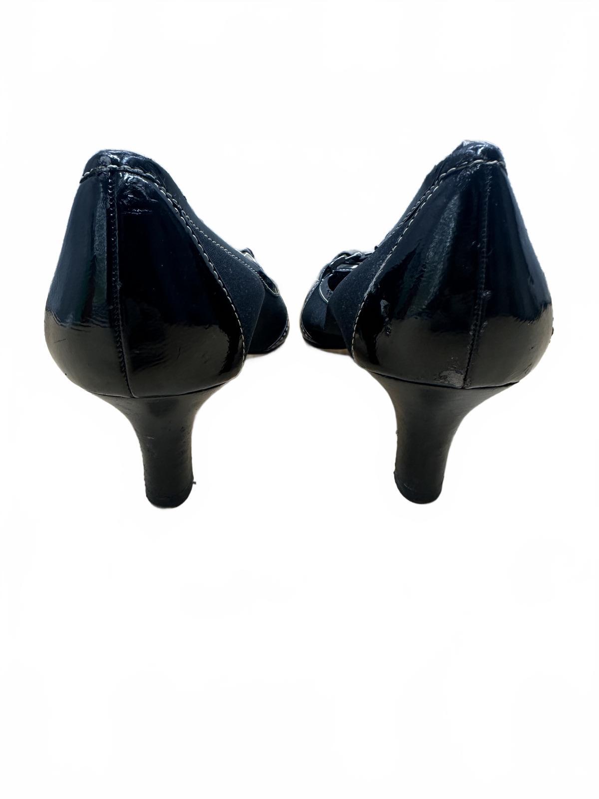 Circa Joan & David Black Kitten Heel Pumps Classic Pointed Toe Buckle Detail