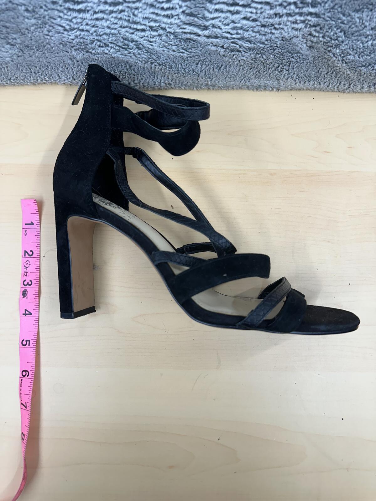 Vince Camuto Black Suede Strappy Heeled Sandals Y2K Party Glam Block Heel