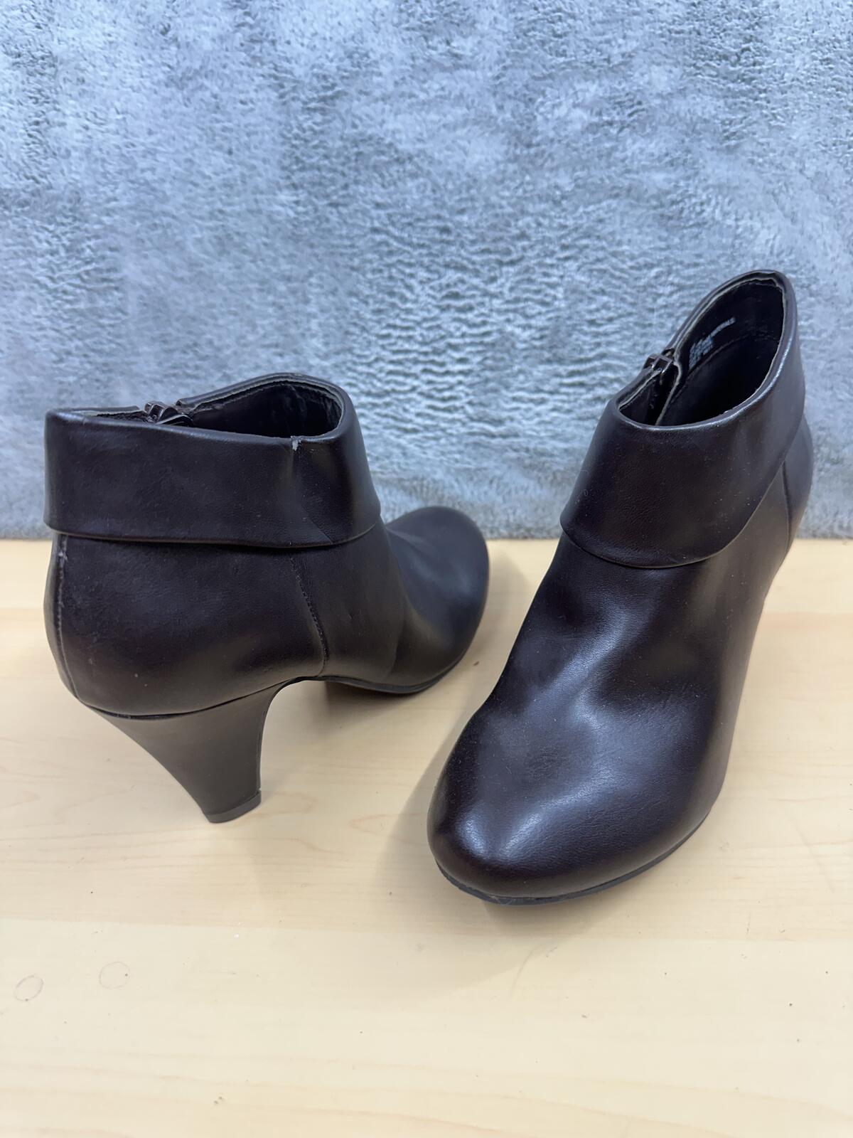 East 5th Black Ankle Booties Heeled Zip Booties