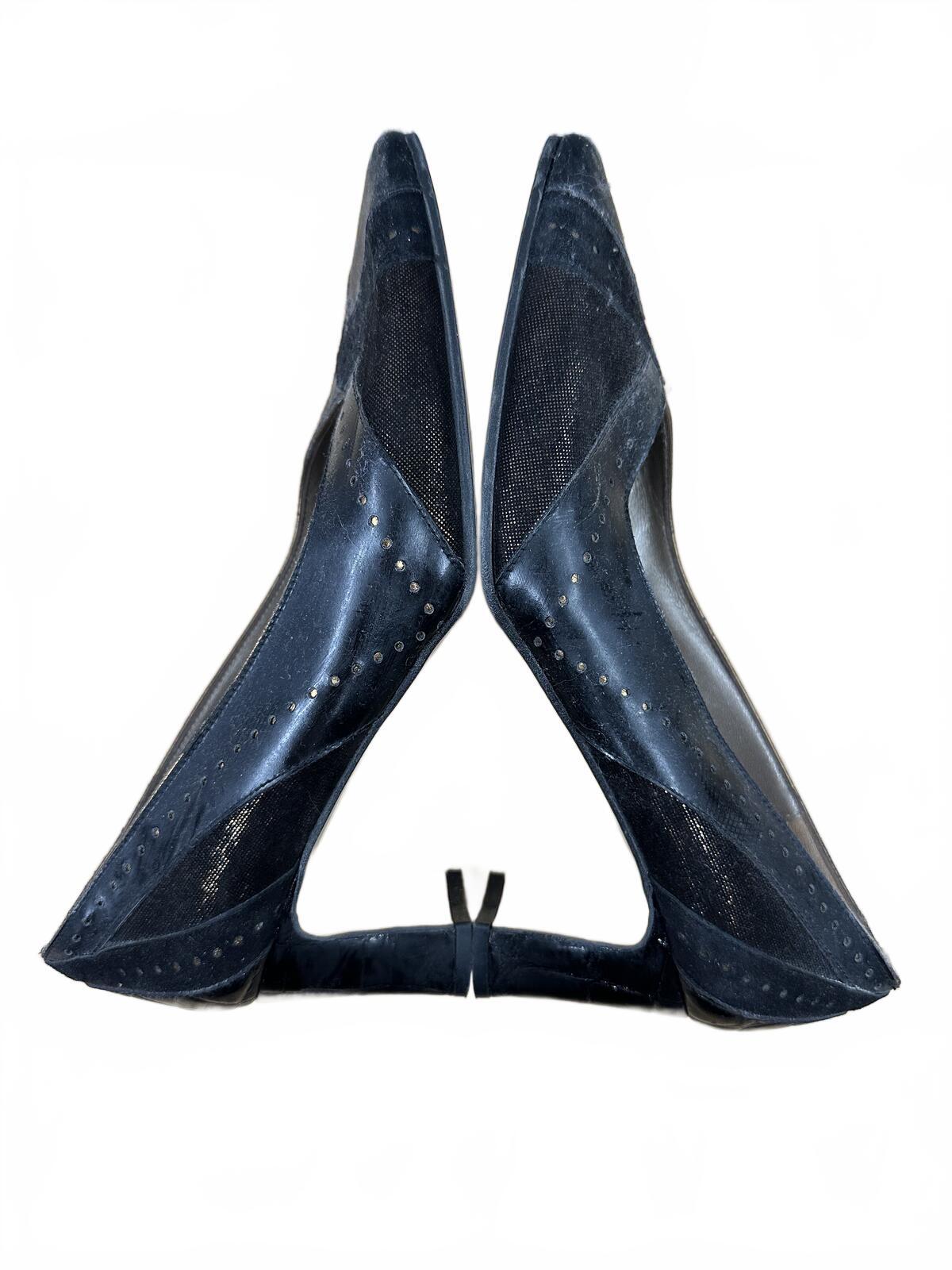 Vintage Black Heeled Pumps Y2K Minimalist Glam Pointed Toe Studs