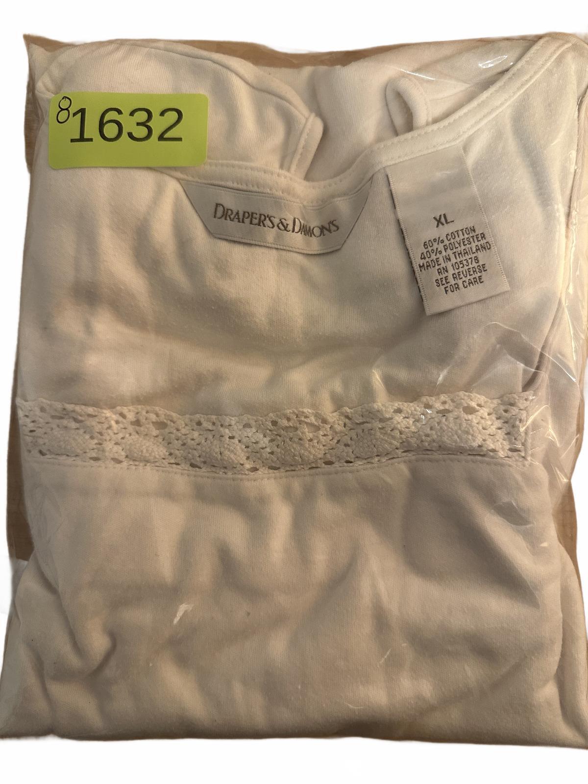 Draper's & Damon's White Lace Trim Tank Top