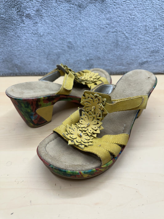 Vintage Yellow Heeled Sandals with Floral Embellishments and Multicolor Painted