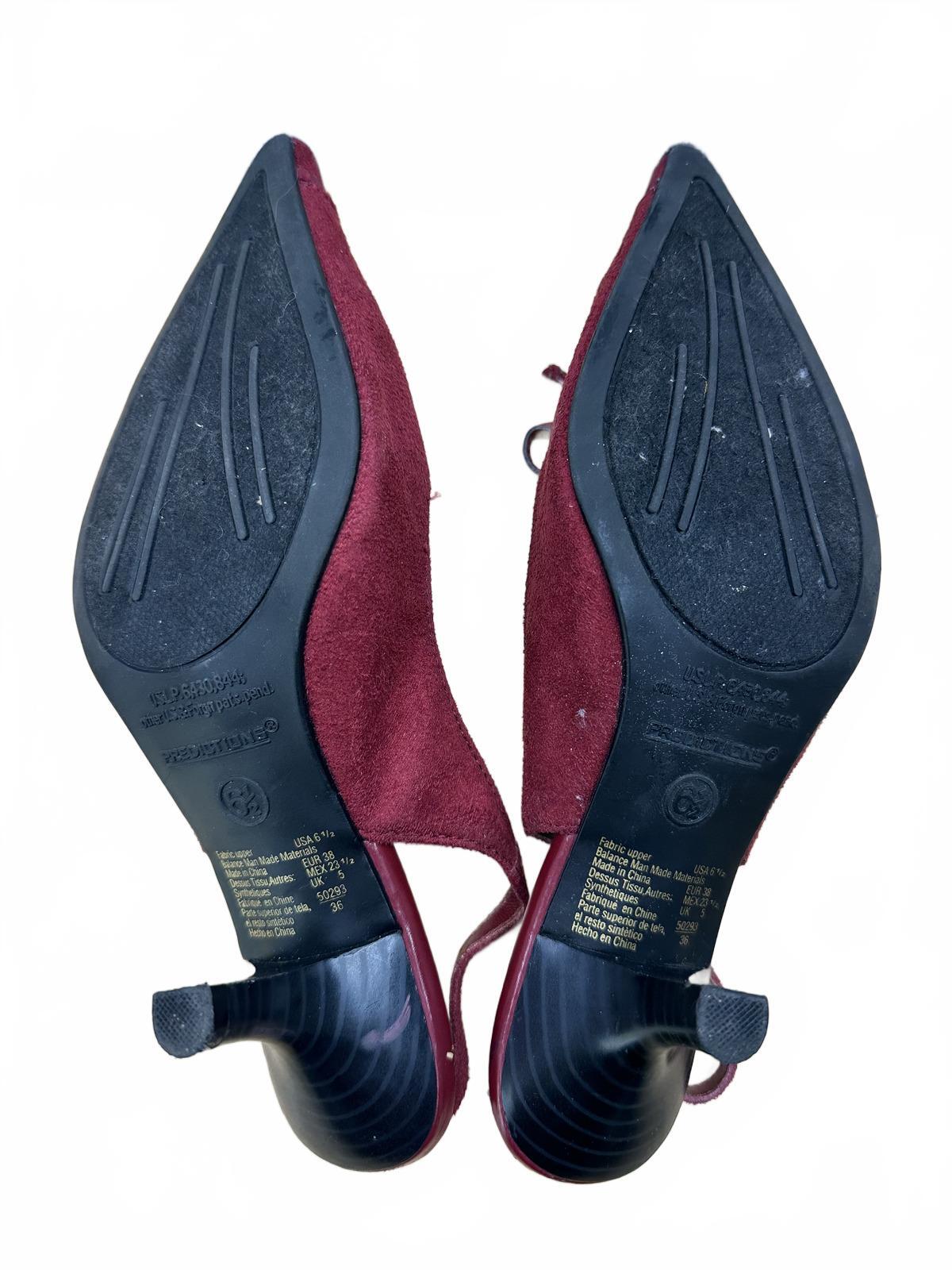 Predictions Burgundy Suede Slingback Kitten Heel Pumps Vintage Inspired