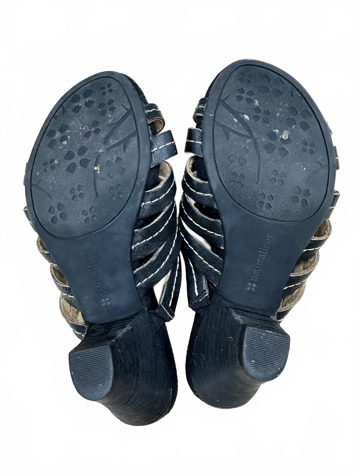 Naturalizer Black Strappy Mule Heels Classic Comfortable Mid Heel