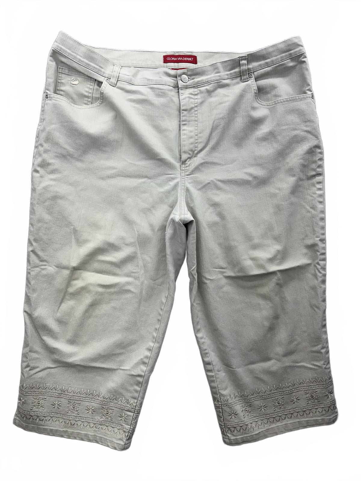 Gloria Vanderbilt White Embroidered Capri Pants