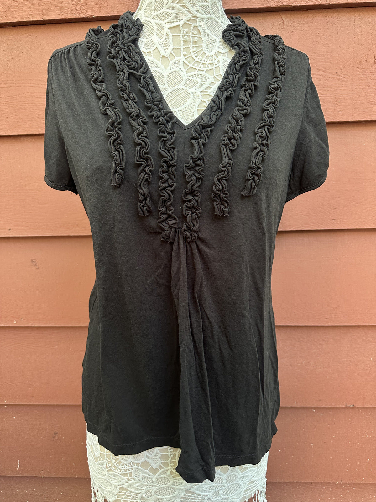 Ann Taylor LOFT Black Ruffle V-Neck Short Sleeve Top Feminine Casual Style