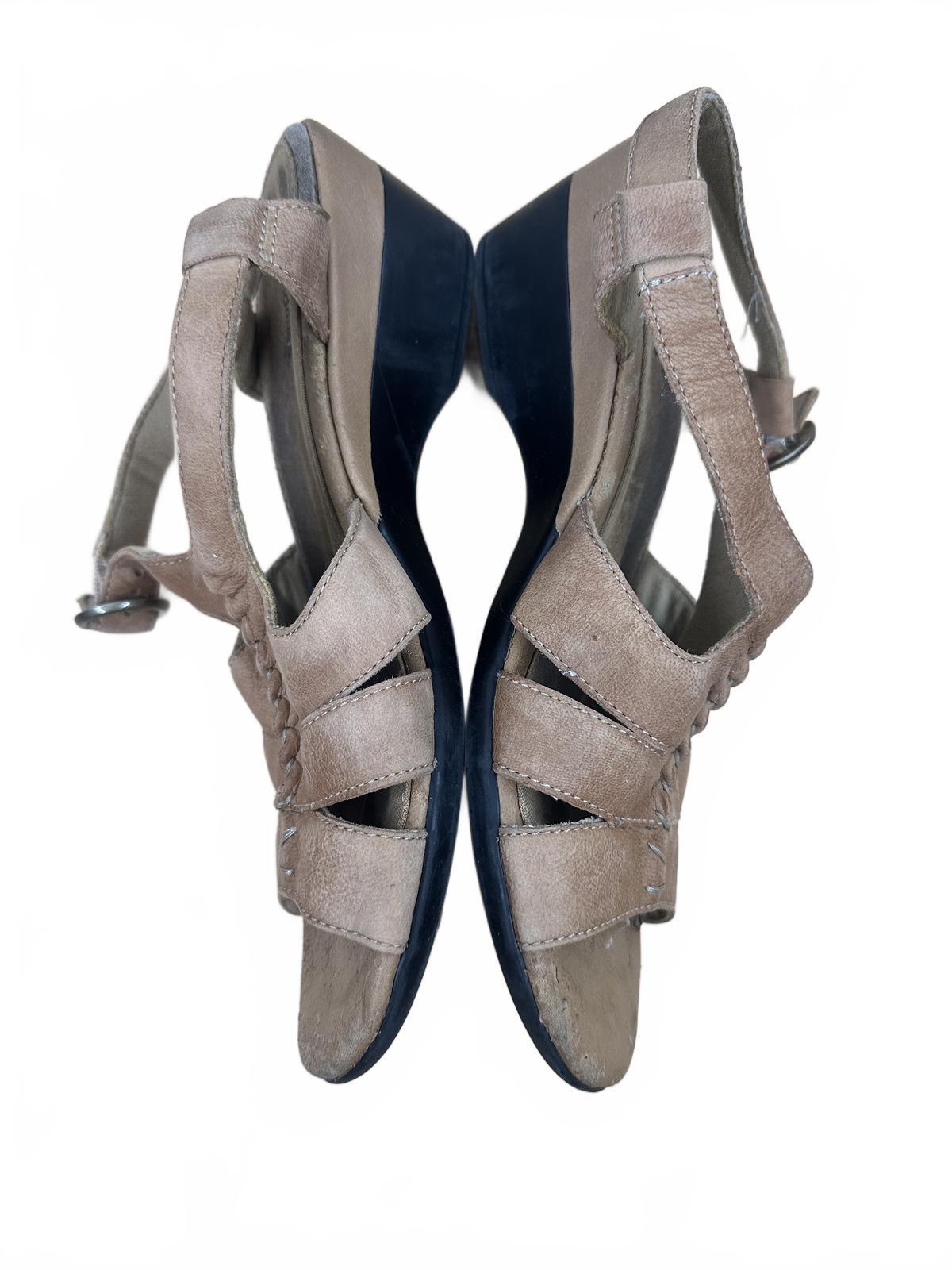 Clarks Taupe Leather Slingback Wedge Sandals Casual Summer Bohemian