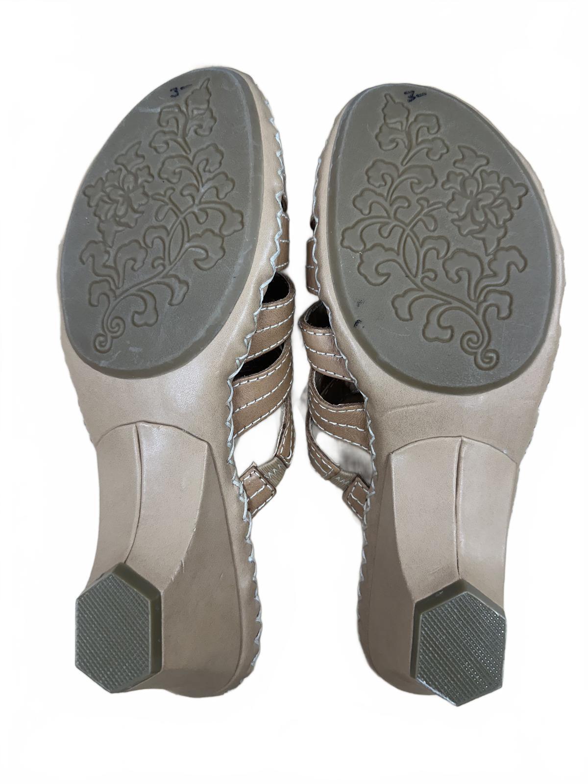 White Mountain Tan Leather Strappy Sandals with White Stitching