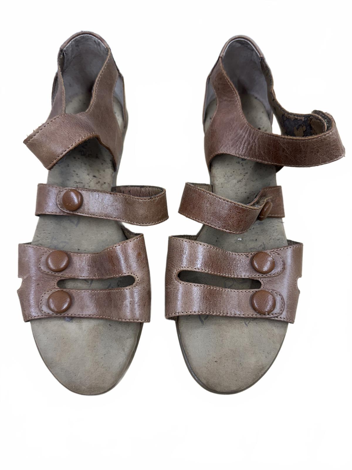 Comfortiva Brown Leather Strappy Sandals Casual Bohemian Summer